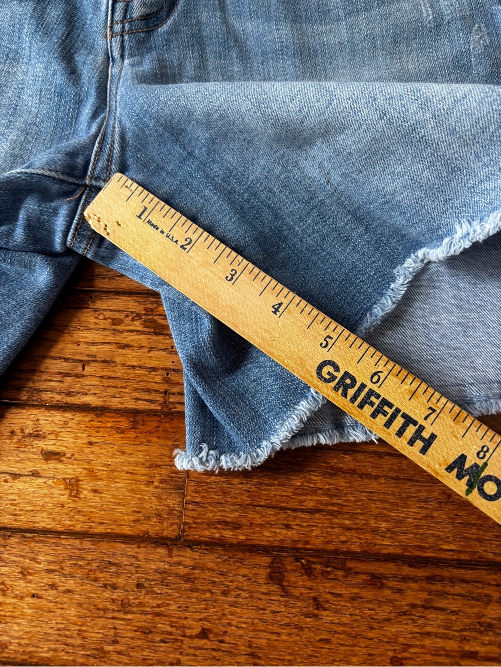 Womens Flying Monkey jean shorts size 28 - Picture 3 of 8